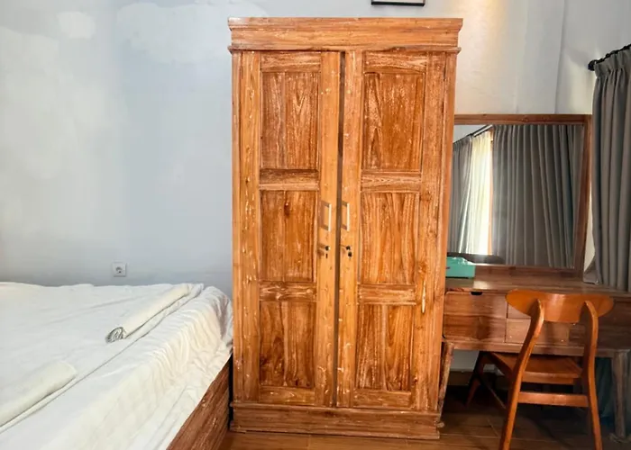 Private In Near Monkey Forest 3*