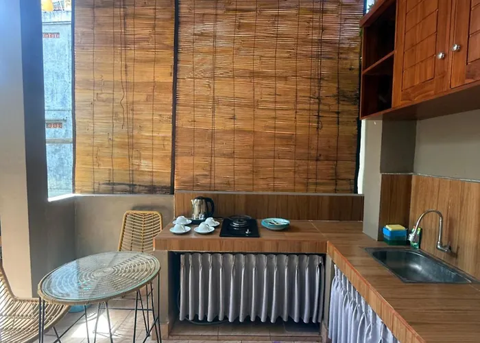 Private In Near Monkey Forest 3*