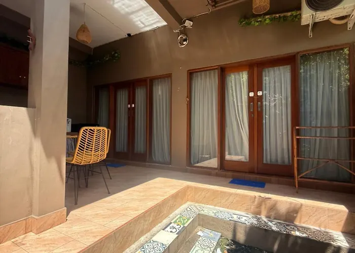 Private In Near Monkey Forest 3*